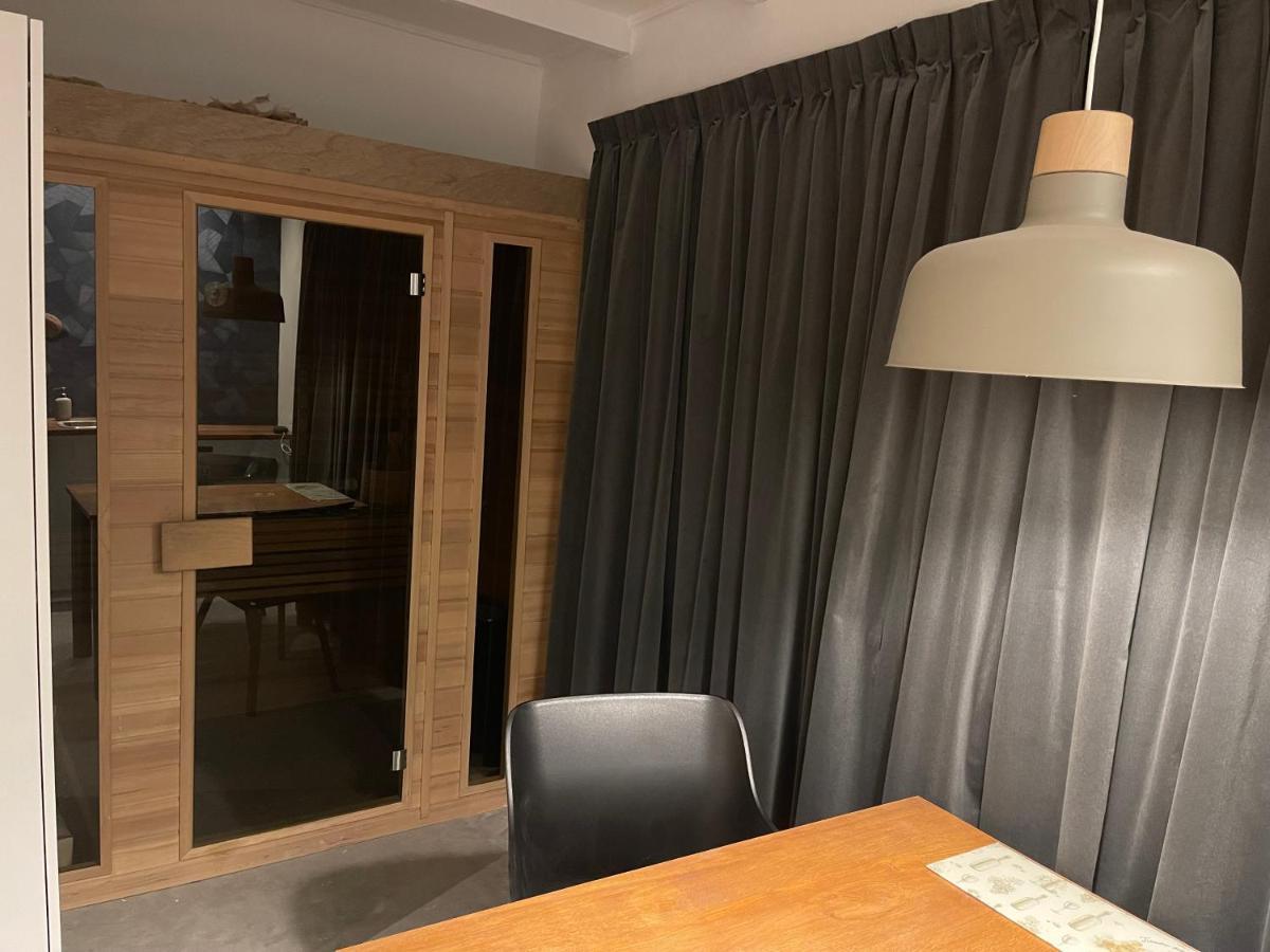 Bed & Breakfast Vannienke Tersoal ภายนอก รูปภาพ