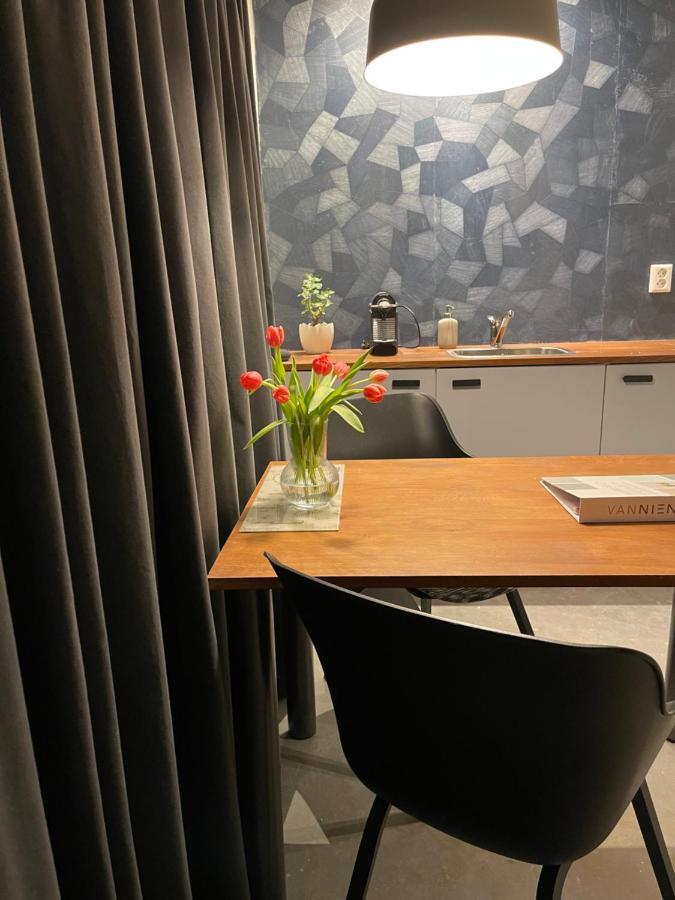 Bed & Breakfast Vannienke Tersoal ภายนอก รูปภาพ